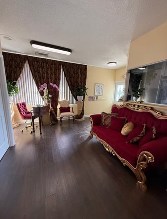 Private Spa Rooms & Hair Booth Available – Prime Location – Move-In Ready!
