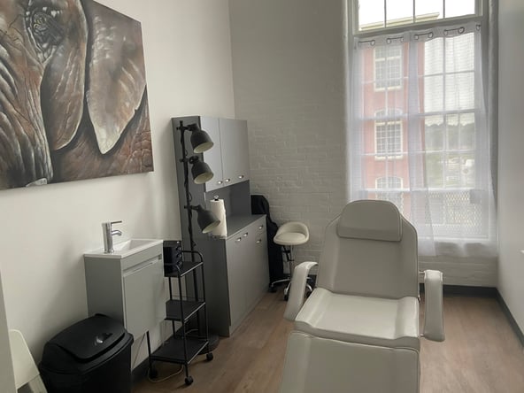 Now Leasing to PMU/Paramedical/Traditional Tattoo Artists and an Esthetician at Paragon