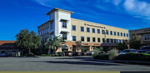 Elevate Your Business at The Oasis Salon Suites and Spa