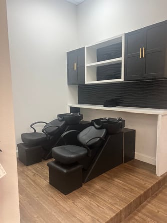 Booth/Chair Rental Oppurtunity