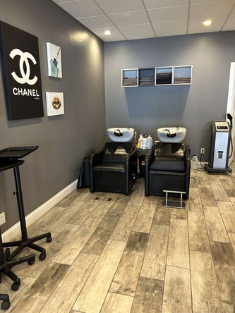 Modern and trendy chair rental salon