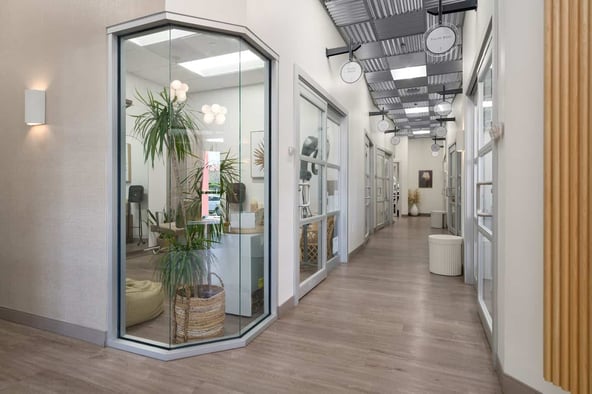 Sola Salon Studios in Solana Beach, CA – Salon Suite for Rent
