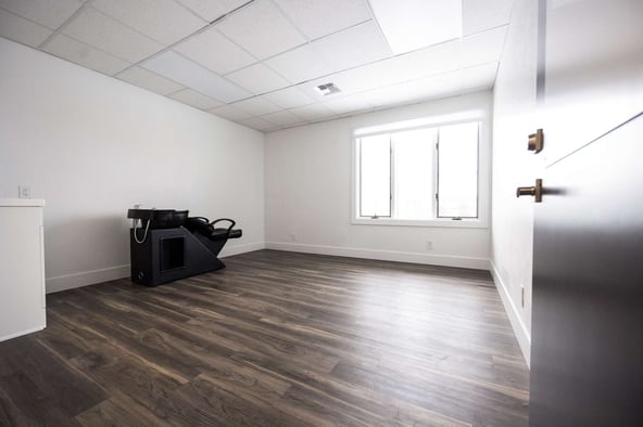 Newly Renovated Salon Suites for Rent in the Heart of Midtown Reno