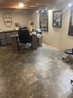 Available Stylist/Space available