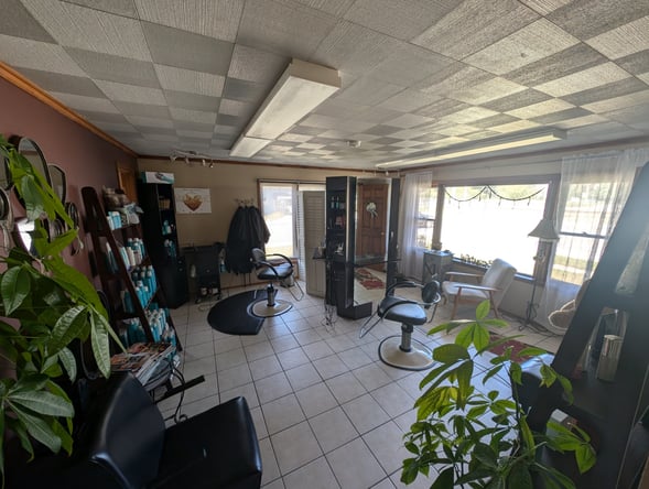 Salon Suites and Booths for Rent in Downtown Pewaukee, WI
