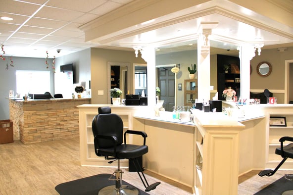 3 Chair Rentals Available in Popular Salon BLINK BEAUTIQUE