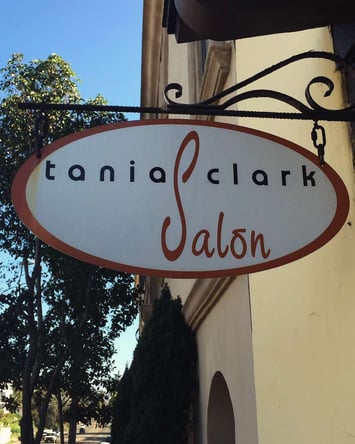 STATION FOR RENT IN LAGUNA BEACH SALON