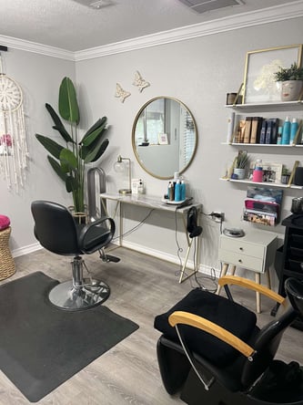Beautiful boutique salon looking for talented booth renters in the Lakeway/Austin area