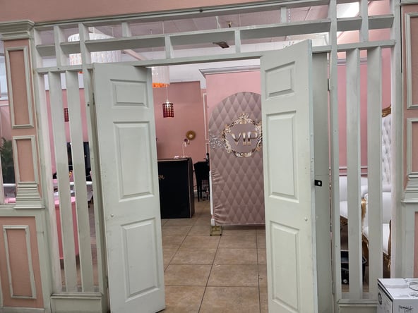 Beautician Booths Available