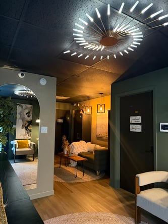 Boutique beauty, health and wellness suite available.