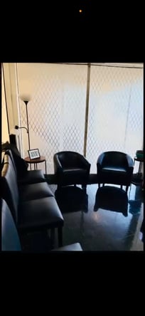 Prime Salon Booth in Culver City Available NOW!