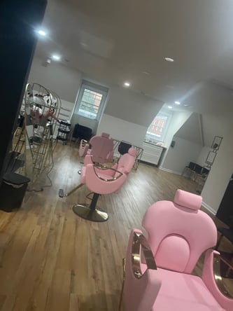 Salon booth rental for hairstylist,barber, hair braider or makeup artist