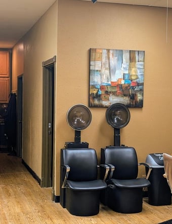 Full time / Part-time Booth renter