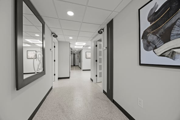 NEW LUXURY SALON SUITES & AFFORDABLE