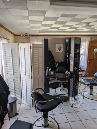 Salon Suites and Booths for Rent in Downtown Pewaukee, WI