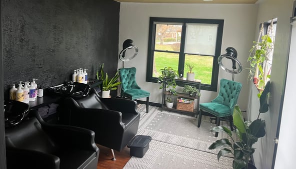 Chair for rent in Old Town Greenwood