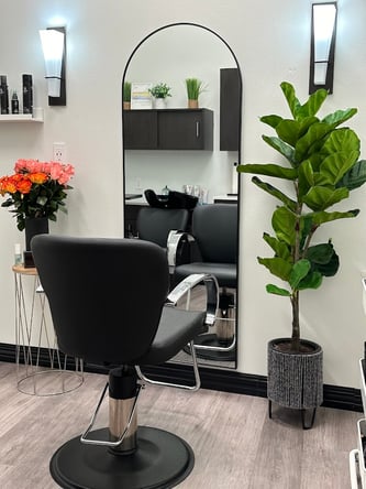 MY SALON Suite in Lynnwood, WA – Salon Suite for Rent