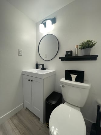 Private Studio in Boutique Costa Mesa Collective for Beauty Pros
