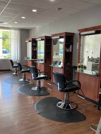 Booth Rental Opportunities in Bedford, NH — First 2 Weeks FREE!