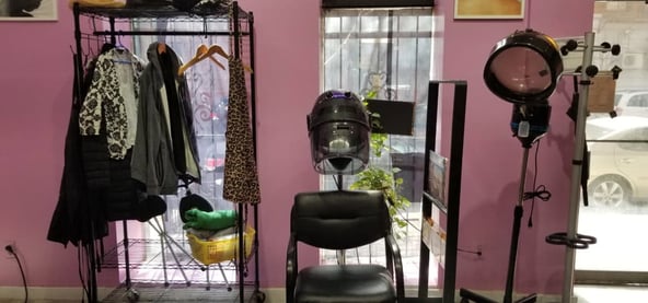 Harlem: Chair/Booth Rental for Established Stylists & Braiders — Prime Location