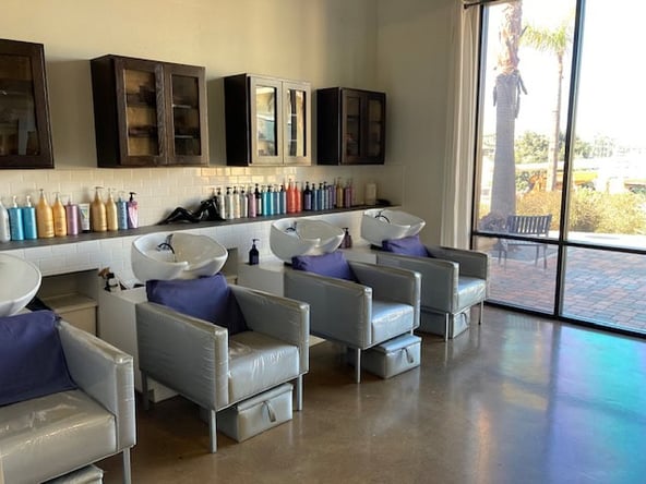 HAIR STATIONS AVAILABLE ***DAILY or WEEKLY RENTAL***