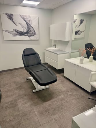 Beauty & Lash Studio- Fresh Remodel – Arvada