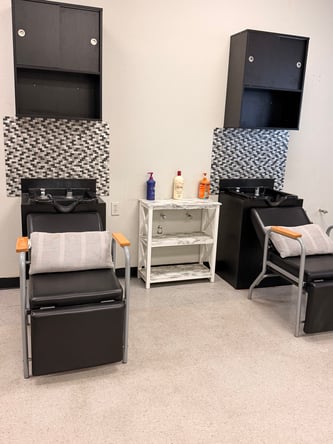 Salon Booth Rental $150/Week – Utilities Included
