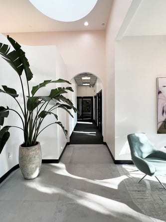 Sola Salon Suite Rentals in Burlingame, CA