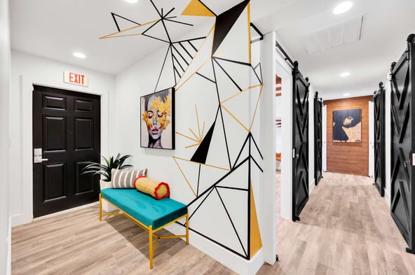 Stylish Boutique Salon Suite’s Available – Brandon FL