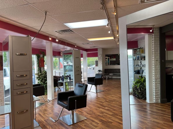 Established Salon between Buckhead and Midtown seeks established Stylist.