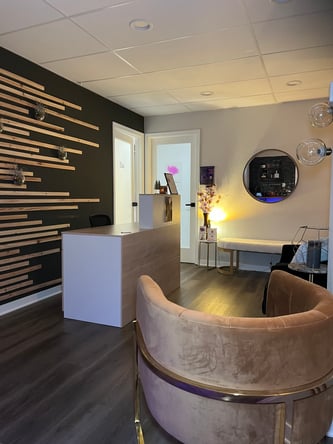 Salon Suite for rent