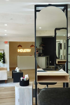 Hairstylist/Cosmetologist/Esthetician Chair and Room Rental $225-250 weekly
