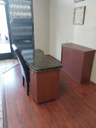 Salon Rentals with Flexibility, Security & Comfort– Fully Customizable & Move-In Ready!