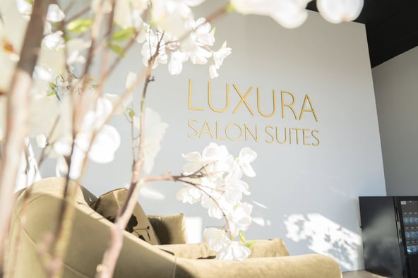 Luxura Salon Suites – Upscale Private Suites for Beauty Pros