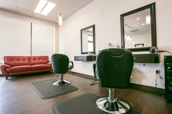 Glitz Beauty Salon | Luxury Beauty Suites & Booth Rentals