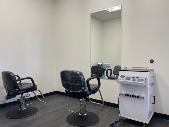 Sola Salon Studios in Dover, DE – Salon Suite for Rent