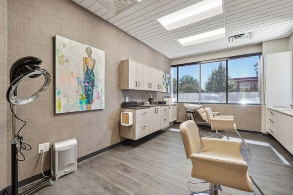 Sola Salon Studios in Port Orange, FL – Salon Suite for Rent