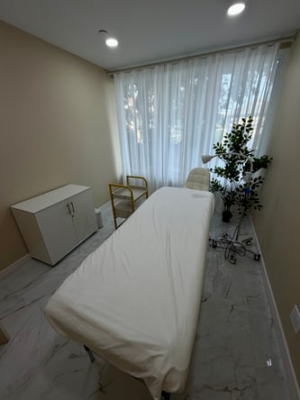 Luxury Treatment Room in Brooklyn (Ocean Ave) for Lash, PMU, Massage
