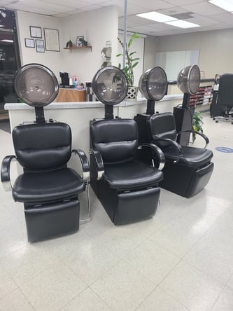 Hair station rentals West Hills
