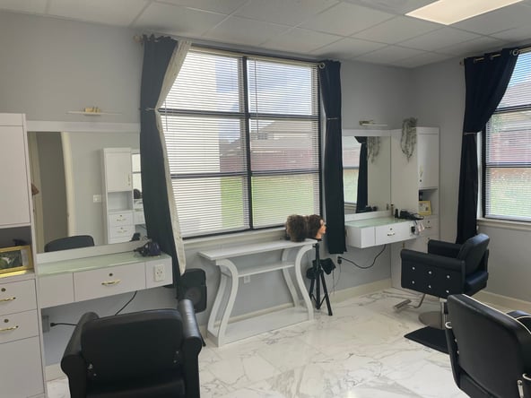Now Renting: Salon Booths for Licensed Beauty Pros – 8 Spots Available