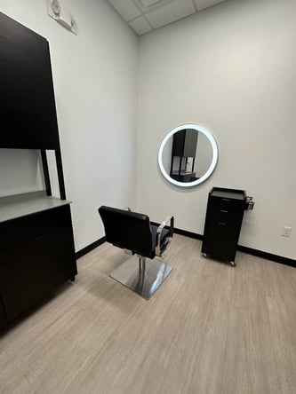 IMAGE Studios 360 in Canton, OH – Salon Suite for Rent