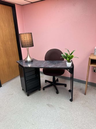 Small salon space for rent