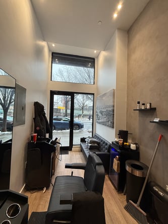 Build Your Brand: Private Barber Chair for Rent in Williamsburg, Brooklyn – Daily