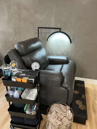 High End Electric Lash Extension Chairs Available for Rent at Modern Beauty Bar in Carlsbad