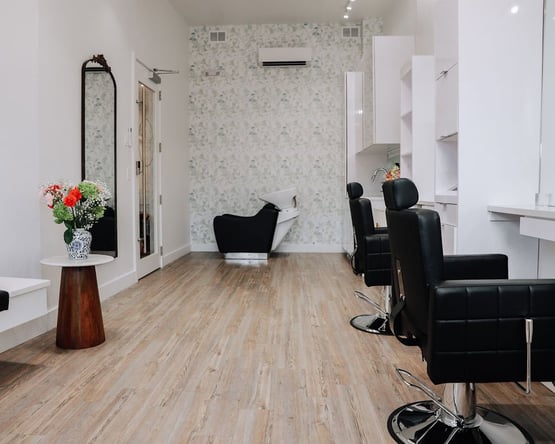 Work on Iconic Newbury St – Booth Rental Opportunity