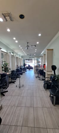 Chair Rental in Thriving Community