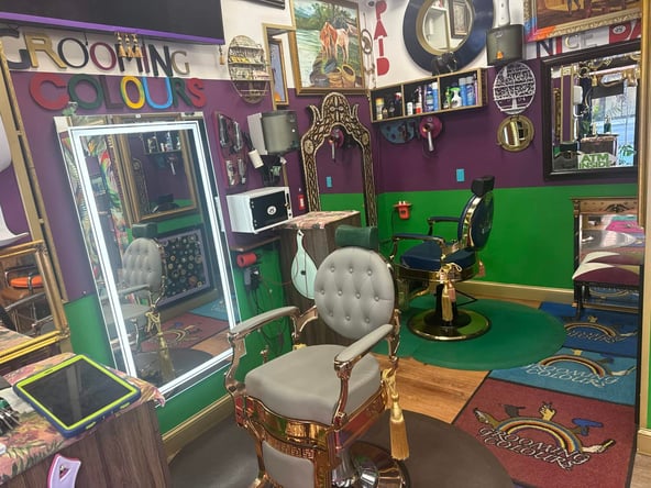 Salon Chair for Rent in Prime Location (Westchester)