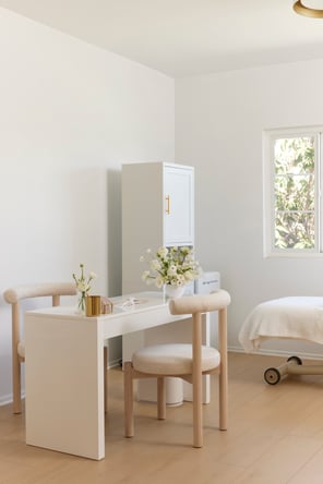 Lash & Esthetic Luxury Private Suite in West LA | Sun–Thu Monthly Rental