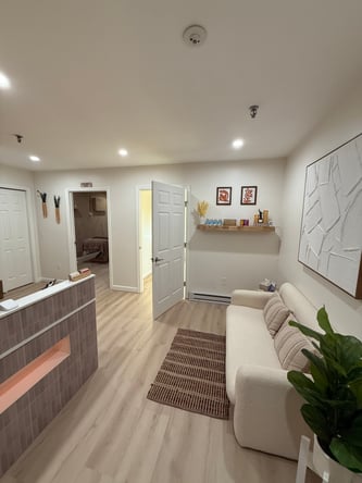 Spa Room For Rent