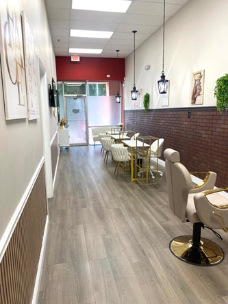 Brand New Suites, Booths & Chairs in Altamonte Springs | Delicate Beauties Beauty Bar